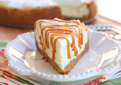 Cheesecake nướng phủ sốt caramel thơm lừng