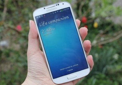 Giúp bạn Chèn shortcut vào màn hình khóa của Galaxy S4