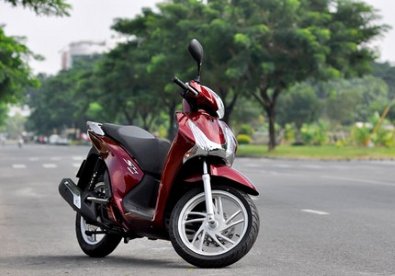 Giúp bạn Chọn Honda SH mode hay Piaggio Liberty?