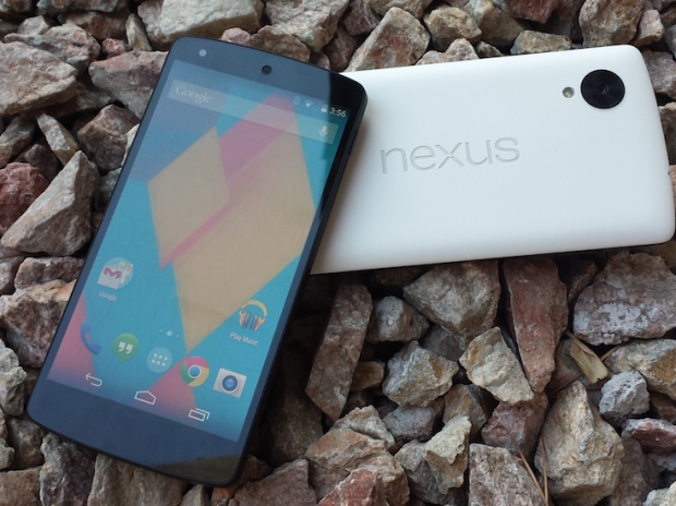 Giúp bạn Có phải Moto G và Nexus 5 - ngang sức ngang tài?