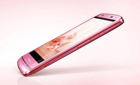 Giúp bạn có phải NEC ra mắt smartphone làm mát bằng nước?