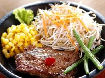 Giúp bạn Cuối tuần, lang thang tìm quán bò bít tết ngon ở Hà Nội