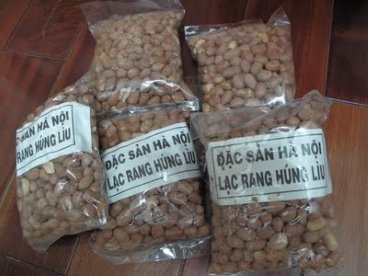 Giúp bạn Cuối tuần, nhâm nhi lạc rang húng lìu phố Bà Triệu