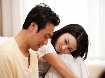 Giúp bạn Dấu hiệu bạn là cô nàng mờ mắt vì tình