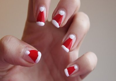 Độc đáo với nail họa tiết mũ ông già Noel