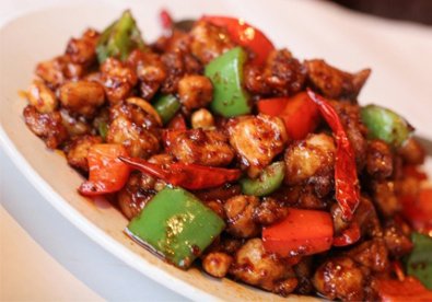 Giúp bạn Gà Kung Pao: Cách làm món gà Kung Pao truyền thống Trung Hoa