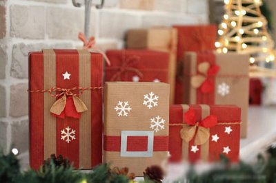 Giúp bạn Gói quà kiểu thắt lưng của Ông già Noel