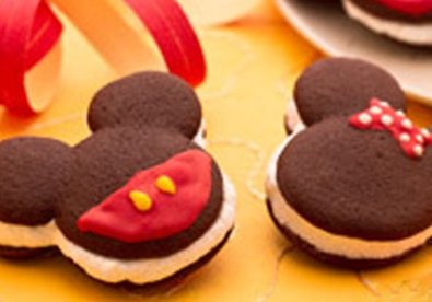 Giúp bạn Hướng dẫn làm bánh Mickey và Minnie cho con yêu