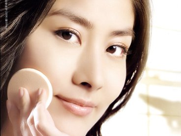 Giúp bạn Hướng dẫn make up ấn tượng cho buổi tối lãng mạn