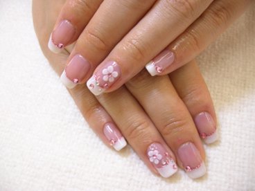 Hướng dẫn những mẫu nail đẹp mà đơn giản