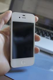 Giúp bạn iPhone 4s có nhược điểm gì?