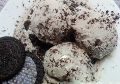 Giúp bạn Kem bánh oreo - kem ngon lạ cho mùa hè nóng bức