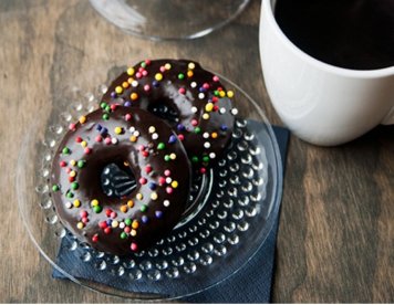 Giúp bạn Khéo tay làm bánh donut chocolate ngon như tiệm