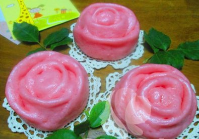 Giúp bạn Làm bánh bao 