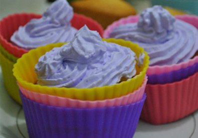 Giúp bạn Làm bánh cupcake trái tim ngon khó cưỡng