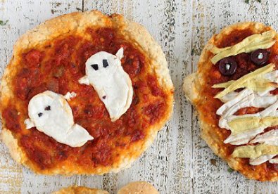 Giúp bạn Làm pizza “ma” cho đêm Halloween cực vui!