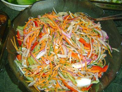 Giúp bạn Làm Salad dưa chuột như thế nào?