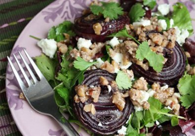 Giúp bạn Làm salad hành đỏ cho mâm cỗ Trung thu nồng ấm