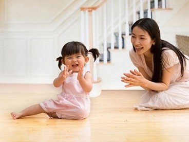 Giúp bạn Làm sao để bé không bị chậm nói