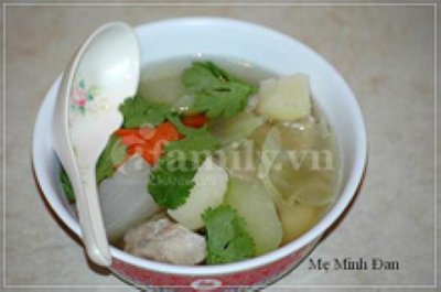 Giúp bạn Làm sao để nấu canh sườn với rau củ?