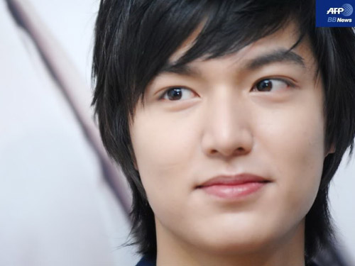 Giúp bạn Lee Min Ho sẽ mang gì đến Việt Nam?