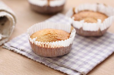 Giúp bạn Mềm thơm món bánh cupcake nho khô