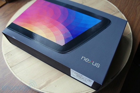 Giúp bạn Mở hộp máy tính bảng Nexus 10 chính hãng ?