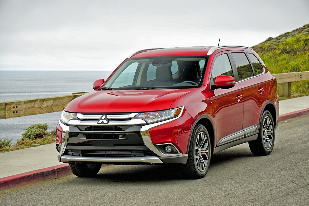 Giúp bạn Dòng xe ô tô Cuv Mitsubishi OUtlander - Sự lựa chọn cho tương lai