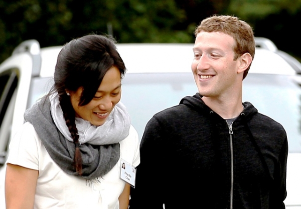 Giúp bạn Bí quyết làm giàu của ông chủ Facebook Mark Zuckerberg ( T2)