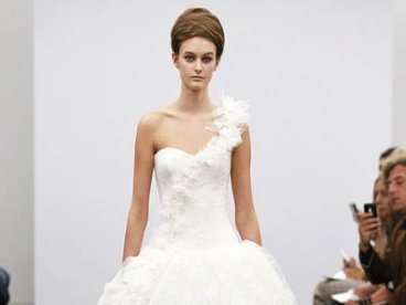 Giúp bạn Ngắm bộ sưu tập áo cưới thu 2013 của Vera Wang