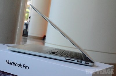 Giúp bạn Những laptop có thiết kế đẹp nhất 2012