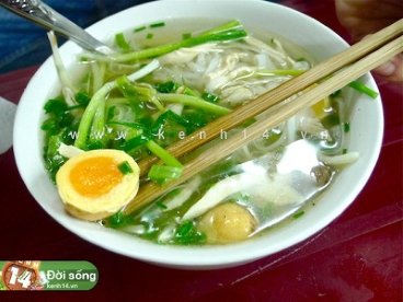 Giúp bạn Phở gà, xôi gà ngõ Hàng Chỉ cho tối mùa lạnh