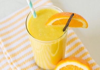 Giúp bạn Smoothie cam ngọt ngào ngày mới