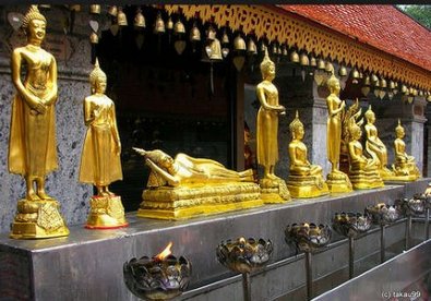 Giúp bạn Thăm ngôi chùa cổ lộng lẫy ở Chiang Mai