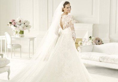 Giúp bạn Váy cưới ren gợi cảm 2014 của Elie Saab