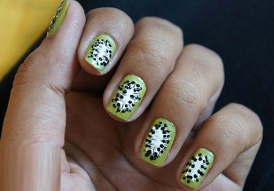 Giúp bạn Vẽ nail kiwi xanh mát mắt