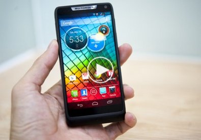 Giúp bạn Video đánh giá Motorola RAZR i XT890