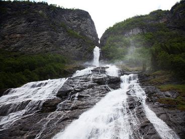 Giúp bạn Vịnh Geirangerfjord – đặc sản Nauy